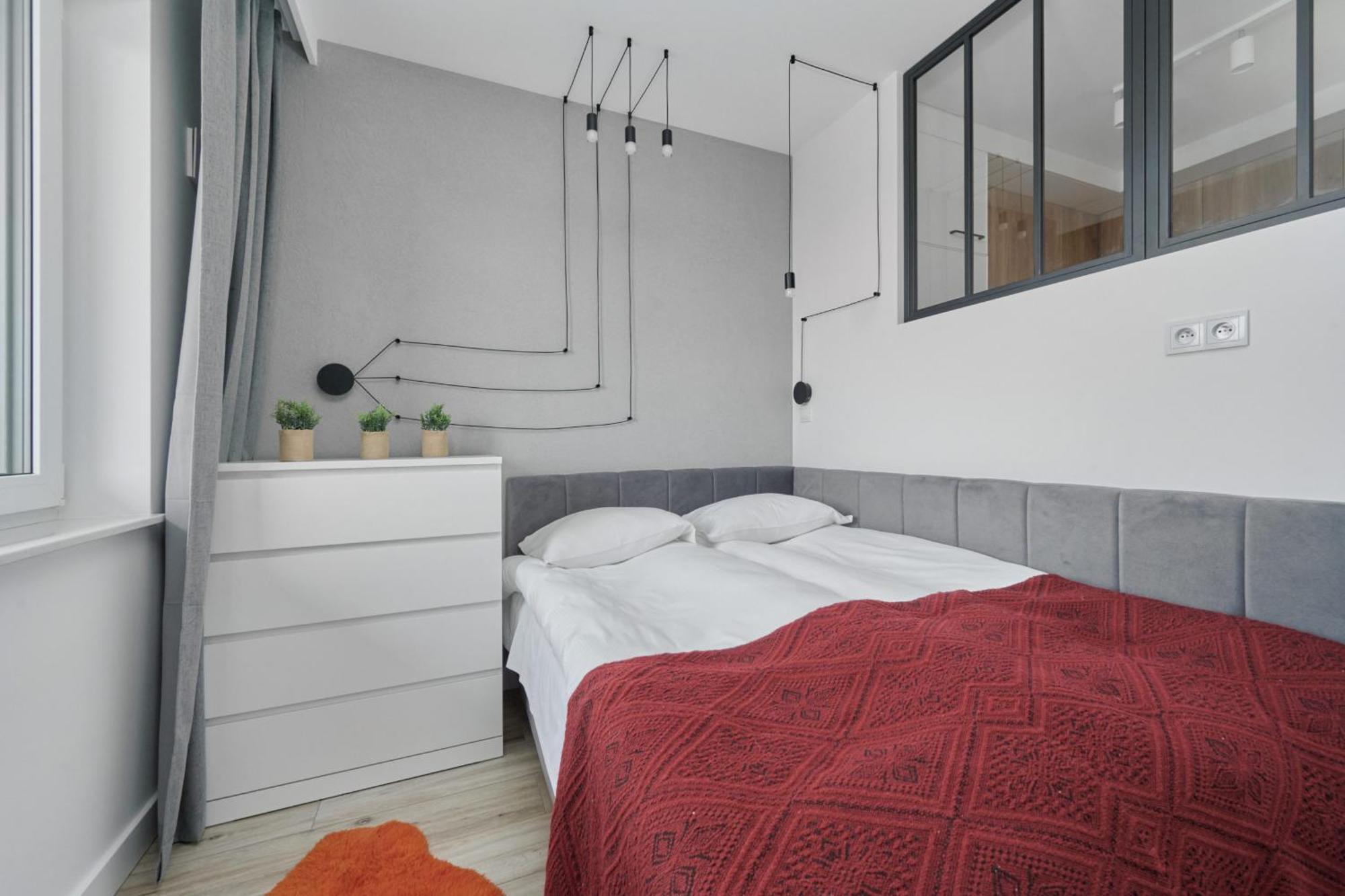 River View With Balcony & Free Garage By Renters Wroclaw