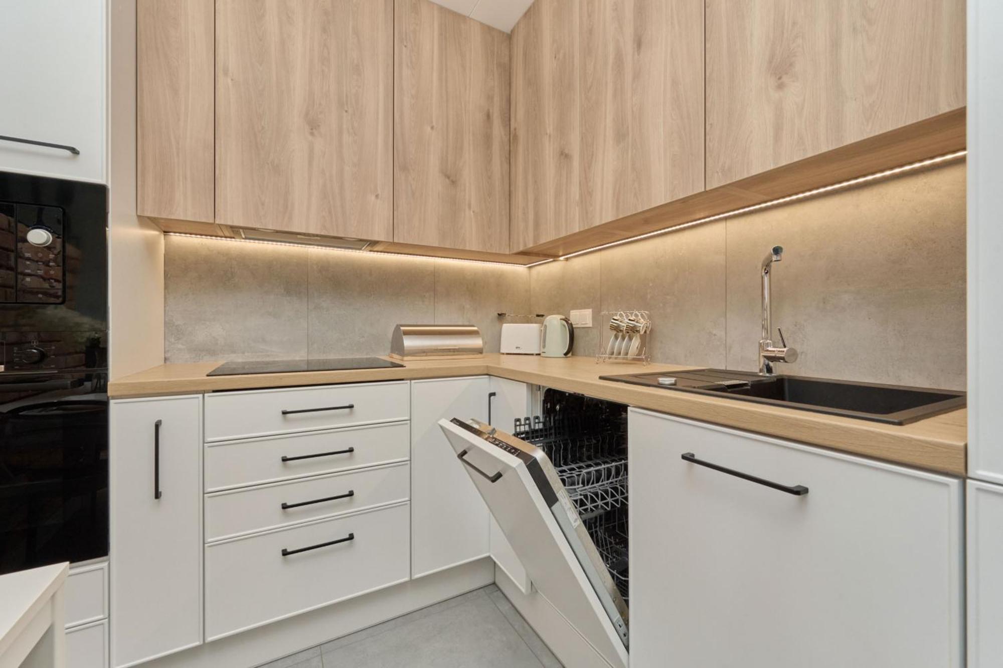 River View With Balcony & Free Garage By Renters * Wroclaw