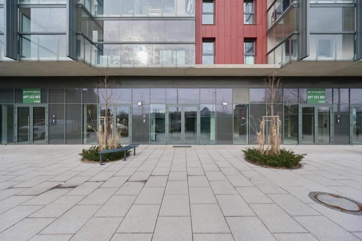 Apartment River View With Balcony & Free Garage By Renters