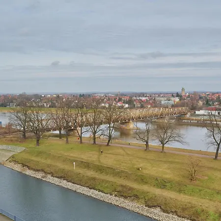 River View Studio With Balcony & Free Garage Wroclaw By Noclegi Renters Exterior photo